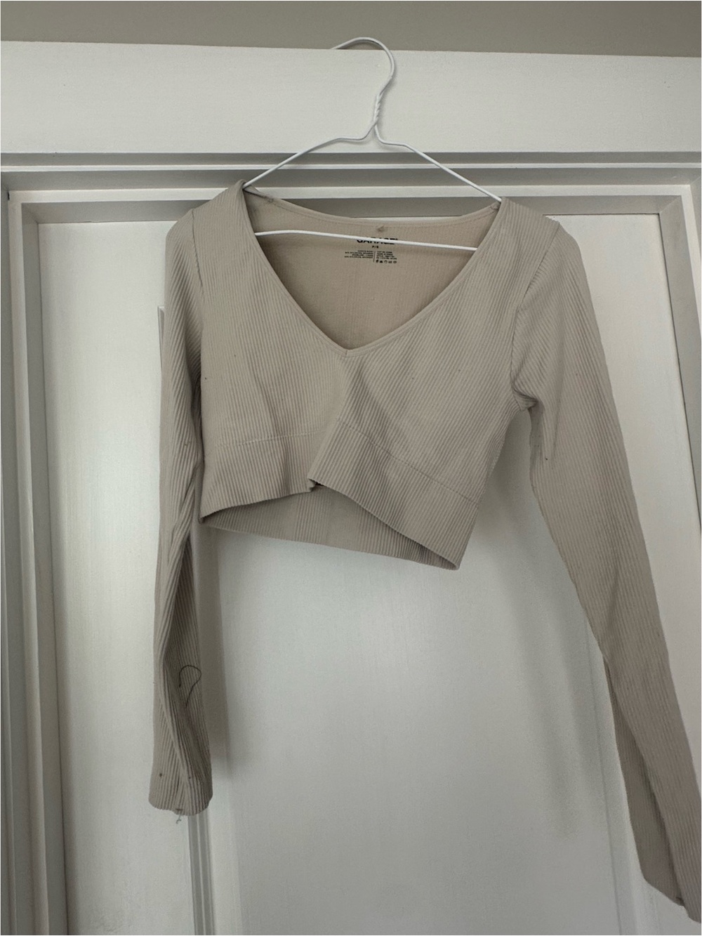 Garage Ribbed V-Neck Cropped Top in Light Beige